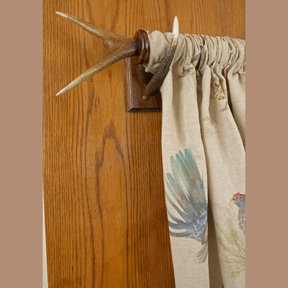 Curtain pole finials