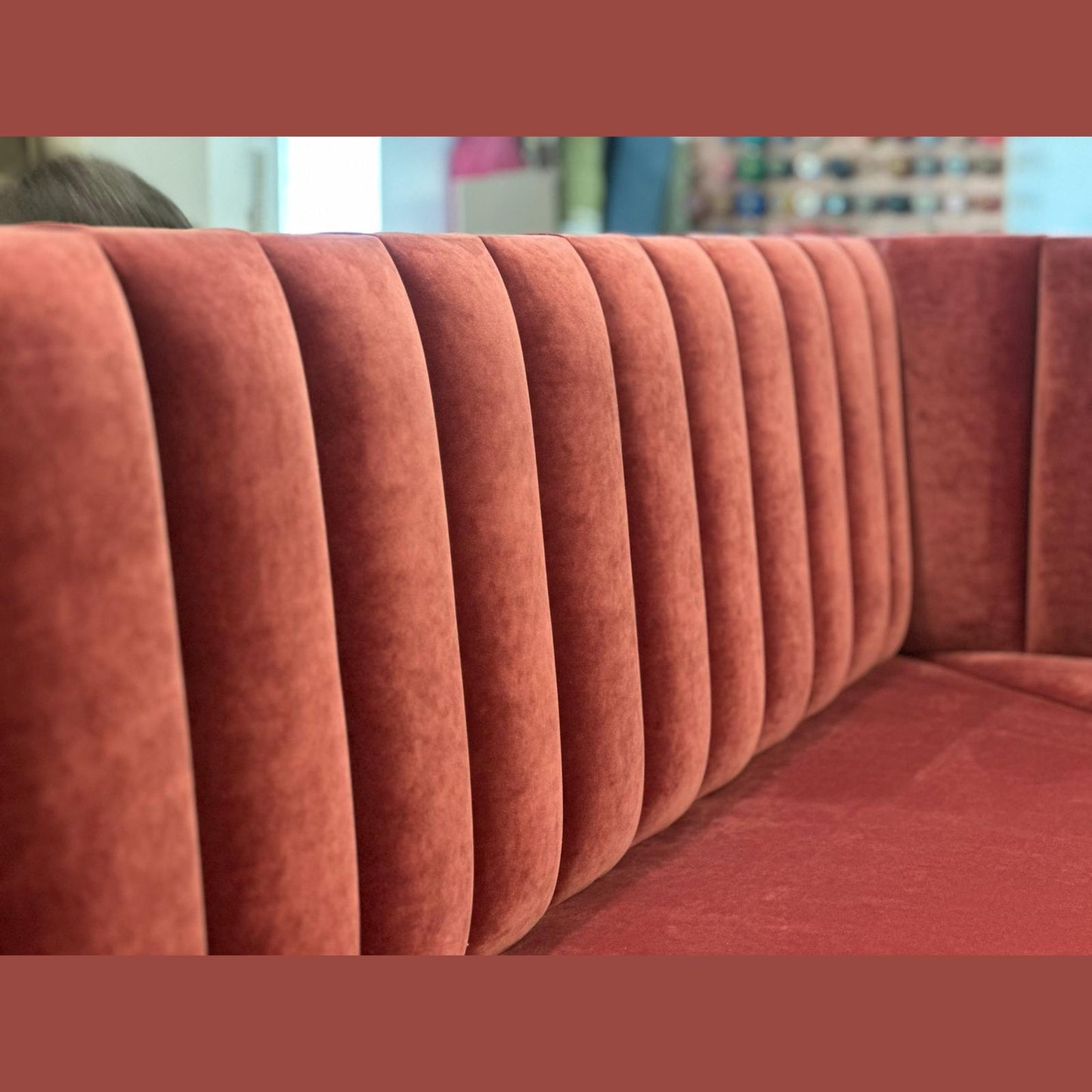 CORNER BANQUETTE