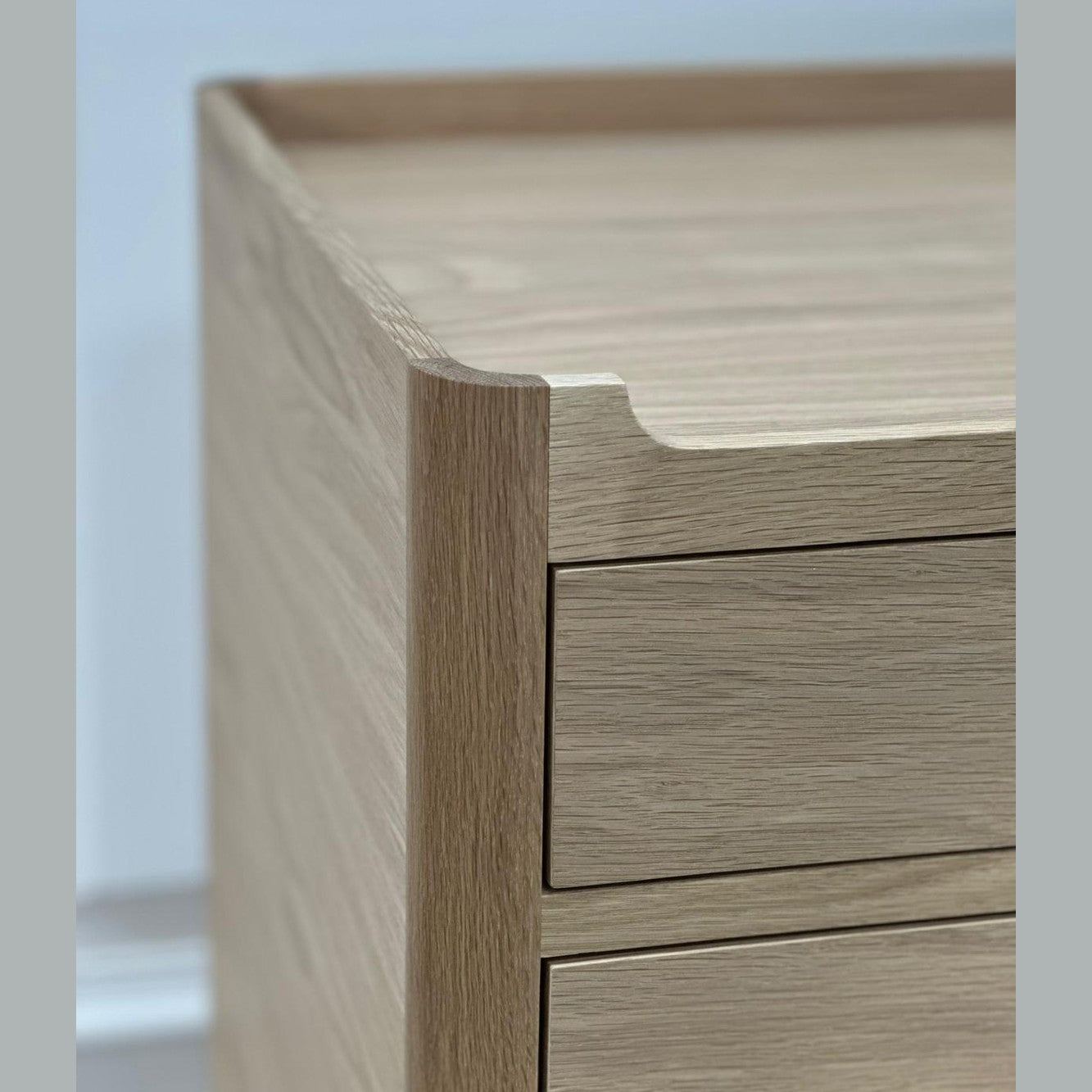 Colombo Dressing Table