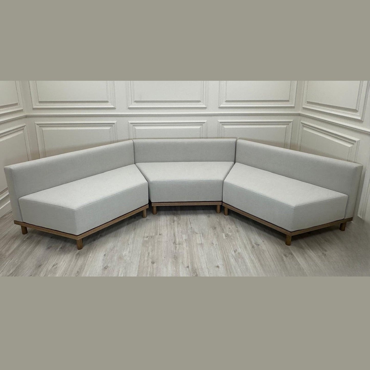 WINDOW BANQUETTE 2