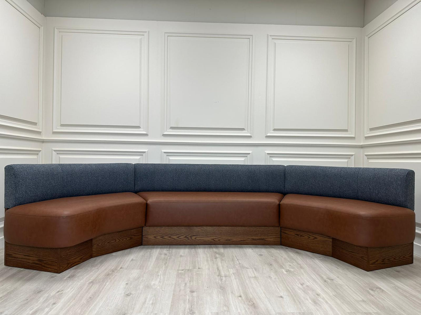 WINDOW BANQUETTE