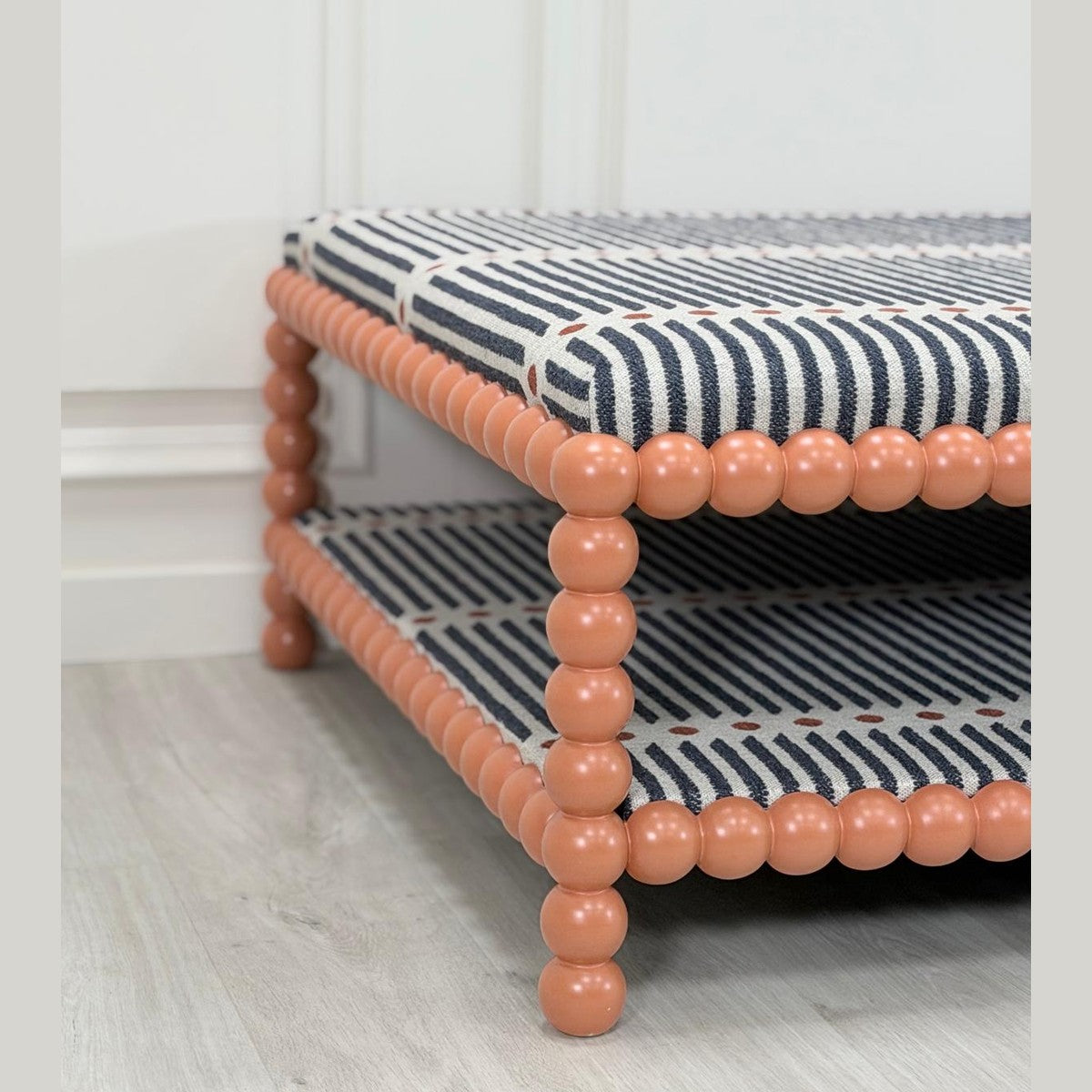 Katrine Stool