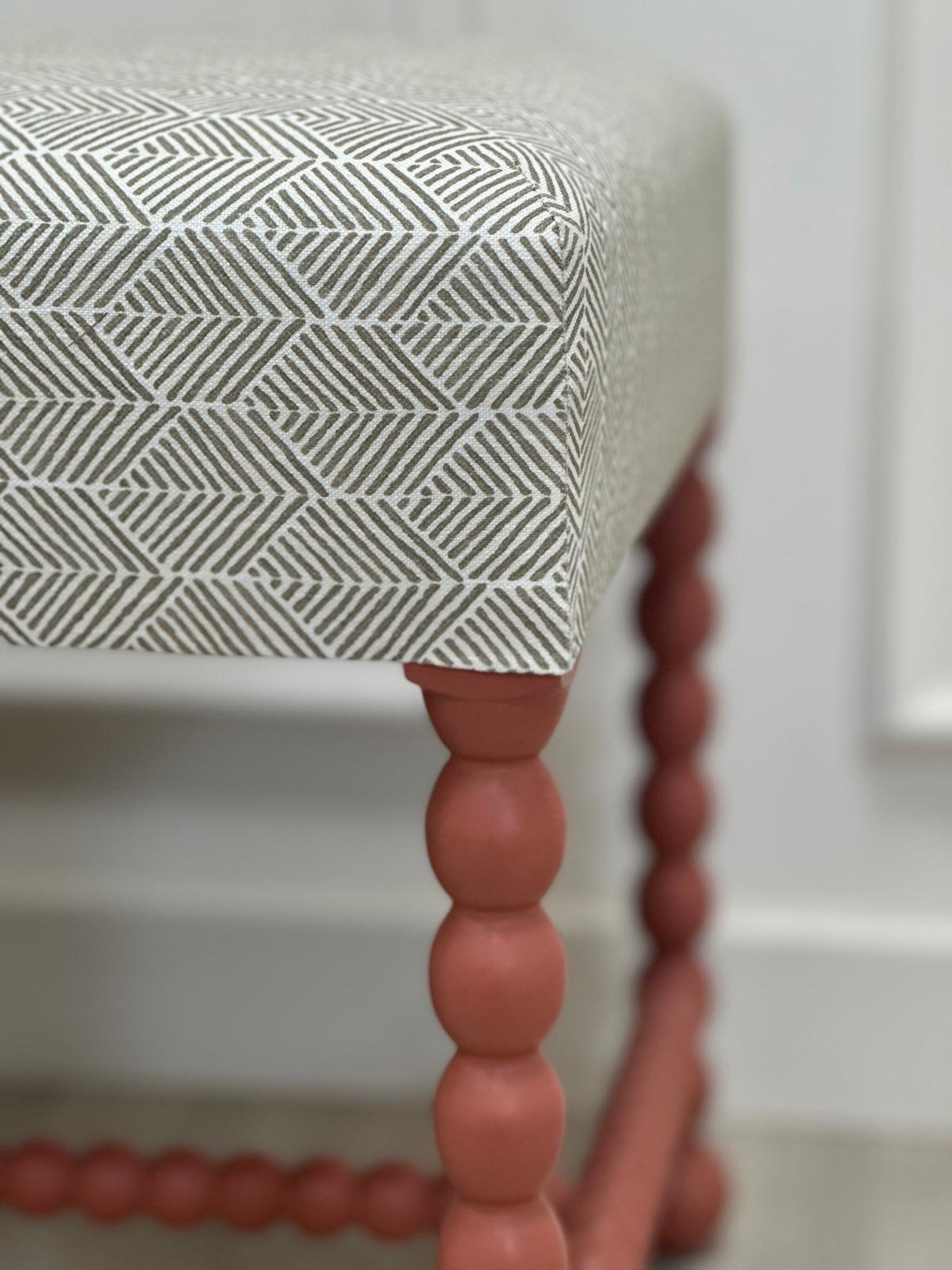 Bobbin 6-legged Bench